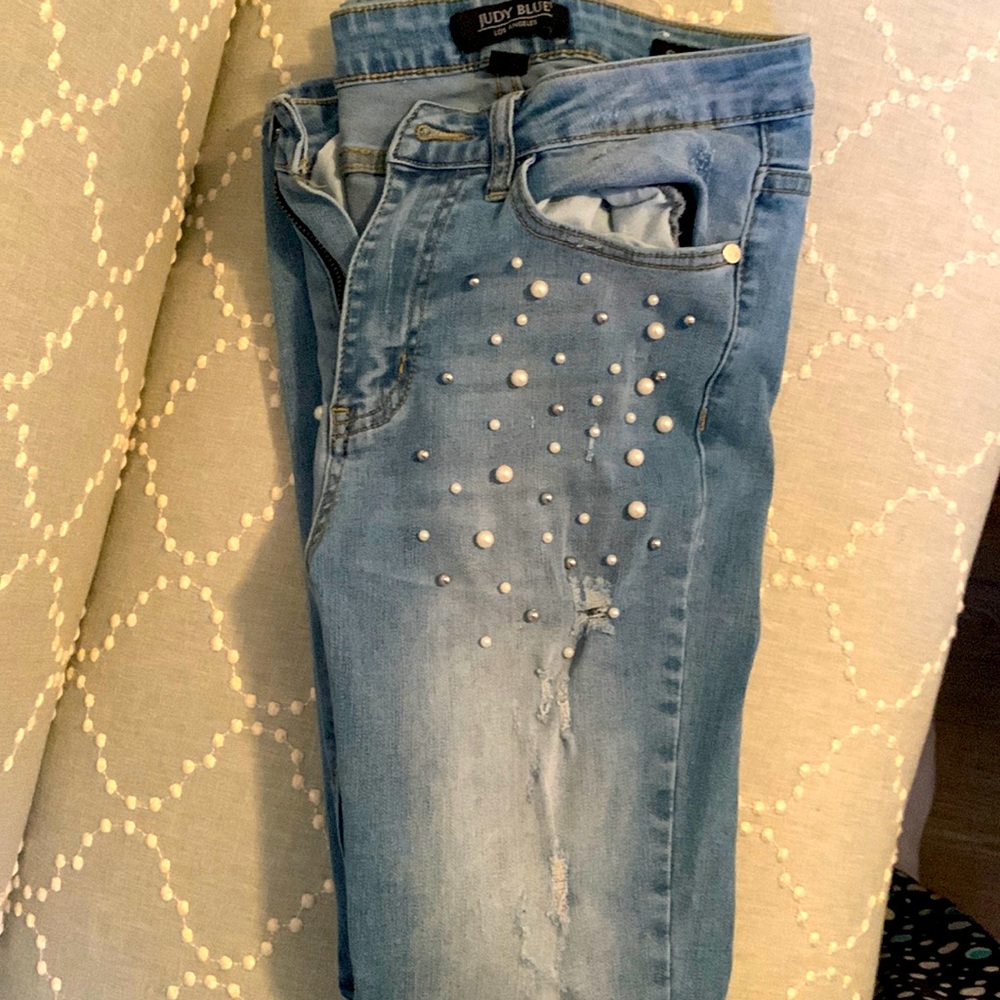 Judy Blue Skinny Blue Jeans! Pearls! ⚜️